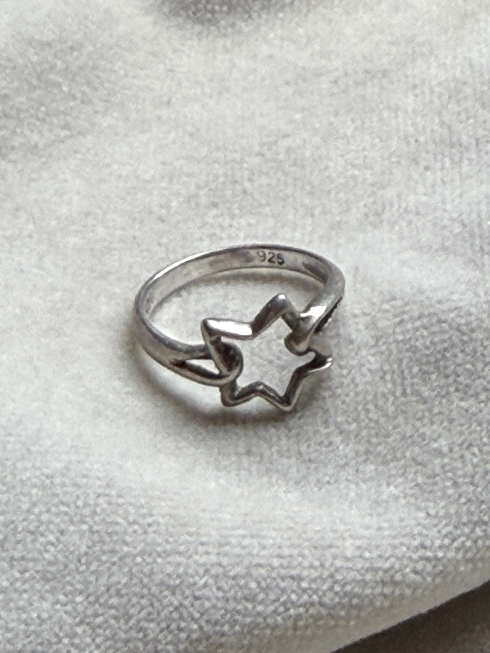 Solid 925 Sterling Silver Star Outline Ring